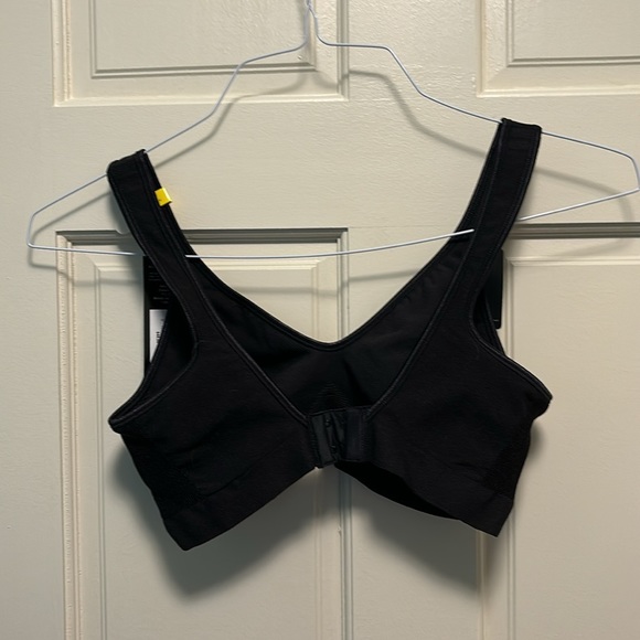 Bali Comfort Black Bra - Picture 6 of 8